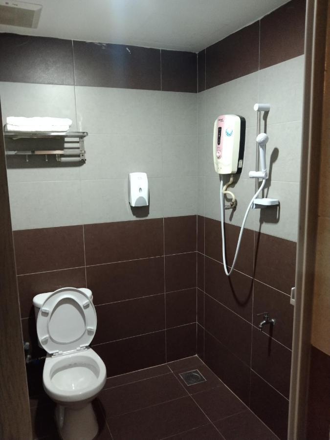 One World Hotel Kulai Kültér fotó